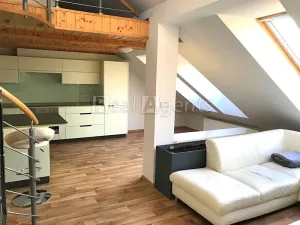 Pronájem bytu 2+kk, Nový Jičín, Msgr. Šrámka, 90 m2