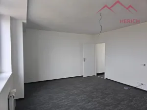 Pronájem bytu 3+kk, Chomutov, Žižkovo náměstí, 103 m2
