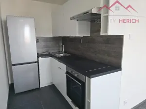 Pronájem bytu 2+kk, Chomutov, Žižkovo náměstí, 50 m2
