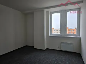 Pronájem bytu 2+kk, Chomutov, Žižkovo náměstí, 50 m2