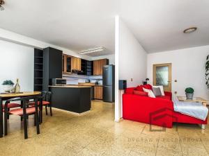 Pronájem bytu 3+kk, Praha - Černý Most, náměstí Plukovníka Vlčka, 86 m2