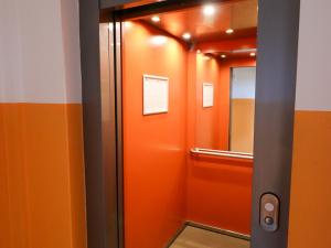 Pronájem bytu 2+kk, Praha, Katovická, 42 m2