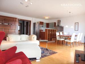 Pronájem bytu 3+kk, Praha - Podolí, Na hřebenech II, 109 m2