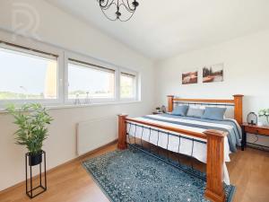 Prodej bytu 2+kk, Praha - Kamýk, Papírníkova, 70 m2