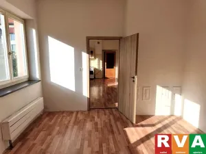 Prodej bytu 4+1, Stříbro, Nerudova, 88 m2