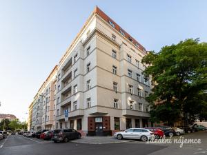 Pronájem bytu 2+kk, Praha - Žižkov, Biskupcova, 44 m2