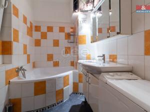 Pronájem bytu 2+kk, Praha - Žižkov, Biskupcova, 46 m2