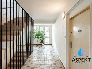 Pronájem bytu 1+kk, Praha - Vokovice, Evropská, 24 m2