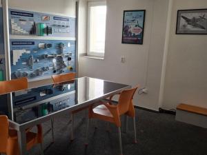 Pronájem kanceláře, Olomouc, Šlechtitelů, 185 m2