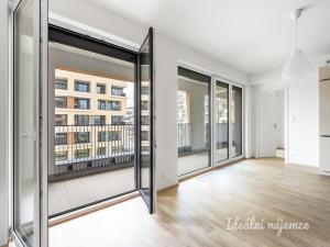 Pronájem bytu 3+kk, Praha - Hloubětín, Domalípova, 90 m2