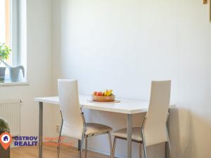 Prodej bytu 2+kk, Olomouc, Okružní, 53 m2