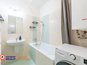 Prodej bytu 2+kk, Olomouc, Okružní, 53 m2