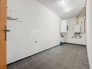 Pronájem kanceláře, Kladno - Kročehlavy, Milady Horákové, 160 m2