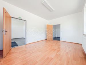 Pronájem kanceláře, Kladno - Kročehlavy, Milady Horákové, 160 m2