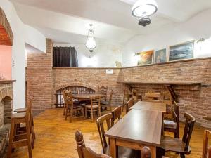 Pronájem komerční nemovitosti, Semily, Komenského náměstí, 692 m2