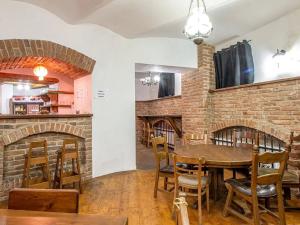 Pronájem komerční nemovitosti, Semily, Komenského náměstí, 692 m2