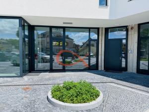 Pronájem obchodního prostoru, Rožnov pod Radhoštěm, 52 m2