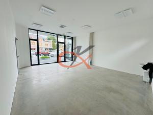 Pronájem obchodního prostoru, Rožnov pod Radhoštěm, 52 m2
