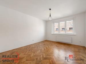 Pronájem bytu 3+1, Praha - Vršovice, Petrohradská, 70 m2