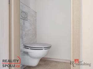 Pronájem bytu 3+1, Praha - Vršovice, Petrohradská, 70 m2