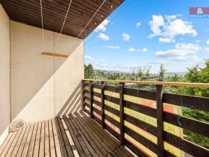 Prodej bytu 3+1, Chlumec, Skřivánčí, 73 m2