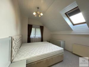 Prodej rodinného domu, Karlovy Vary, K Letišti, 160 m2