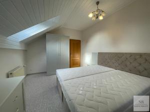 Prodej rodinného domu, Karlovy Vary, K Letišti, 160 m2