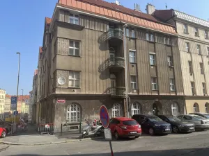 Pronájem bytu 1+kk, Praha - Nusle, Družstevní, 38 m2