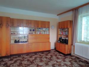 Prodej rodinného domu, Karlovice, 208 m2