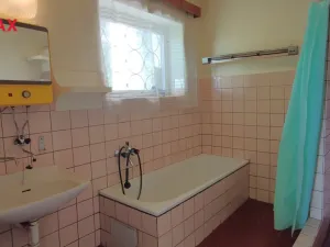 Prodej rodinného domu, Karlovice, 208 m2