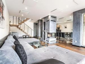 Prodej vily, Loučná pod Klínovcem, 210 m2