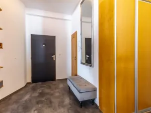 Prodej bytu 4+kk, Praha - Dolní Měcholupy, Za kovárnou, 215 m2