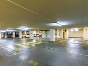 Prodej bytu 4+kk, Praha - Dolní Měcholupy, Za kovárnou, 215 m2