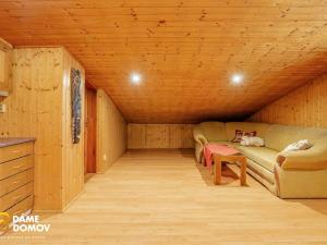 Prodej výrobních prostor, Halenkov, 753 m2