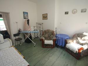 Prodej obchodního prostoru, Ústí nad Labem - Klíše, Masarykova, 32 m2