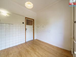 Prodej bytu 2+1, Karlovy Vary, Vítězná, 56 m2