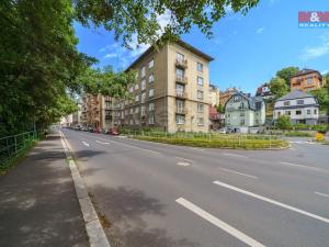 Prodej bytu 2+1, Karlovy Vary, Vítězná, 56 m2