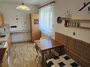 Prodej bytu 2+1, Choceň, Ostrovní, 57 m2