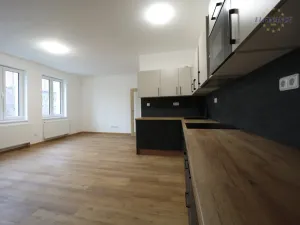 Pronájem bytu 2+kk, Kladno, Jana Palacha, 113 m2