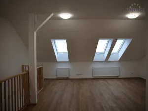 Pronájem bytu 2+kk, Kladno, Jana Palacha, 113 m2