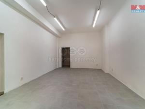 Pronájem obchodního prostoru, Mariánské Lázně, Hlavní třída, 76 m2