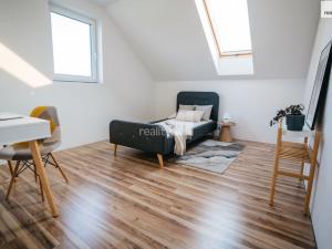 Prodej bytu 4+kk, Zvěřínek, V průhonu, 118 m2