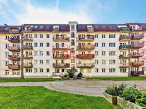 Pronájem bytu 2+kk, Praha - Kyje, Pelušková, 46 m2