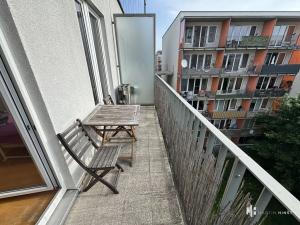 Pronájem bytu 1+kk, Praha - Strašnice, Názovská, 38 m2