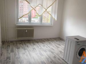 Pronájem bytu 2+kk, Jirkov, Studentská, 35 m2