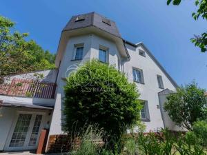 Prodej rodinného domu, Praha, Poděbradova, 206 m2