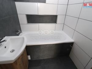 Prodej bytu 2+1, Karlovy Vary, Brigádníků, 55 m2