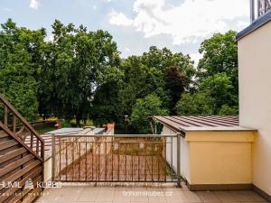 Pronájem bytu 2+kk, Tábor, Zbyňkova, 53 m2