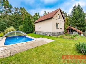 Prodej rodinného domu, Kozárovice, 180 m2