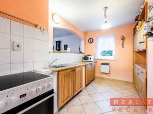 Prodej rodinného domu, Kozárovice, 180 m2